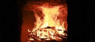 Frohe Festtage – Brandgefahr im Advent Frohe Festtage – Brandgefahr im Advent